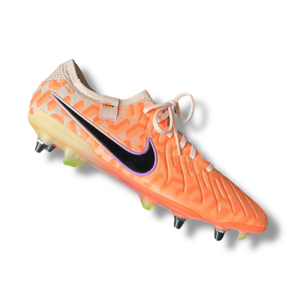 customise nike tiempo