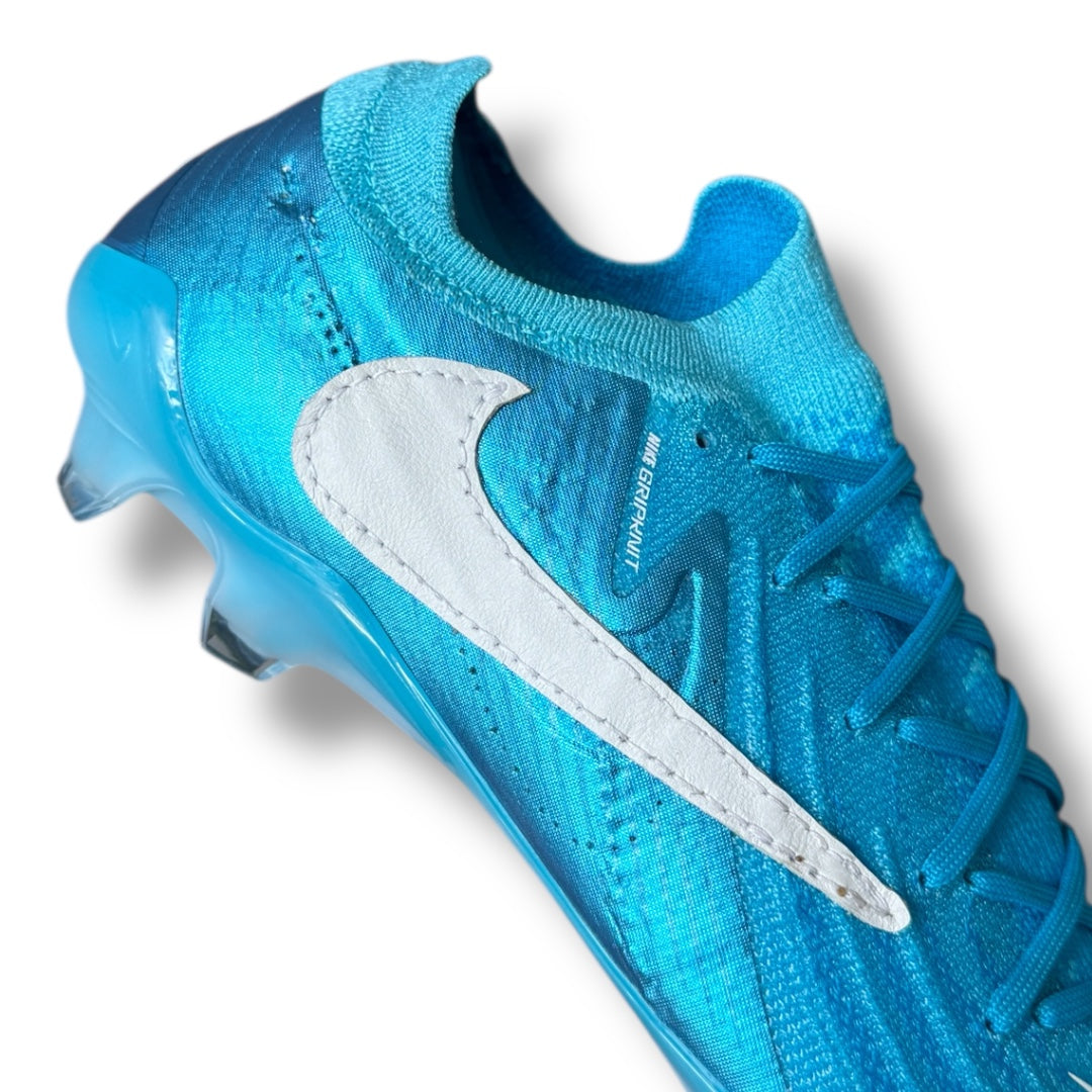 Phantom GX II - Reverse Swoosh Custom