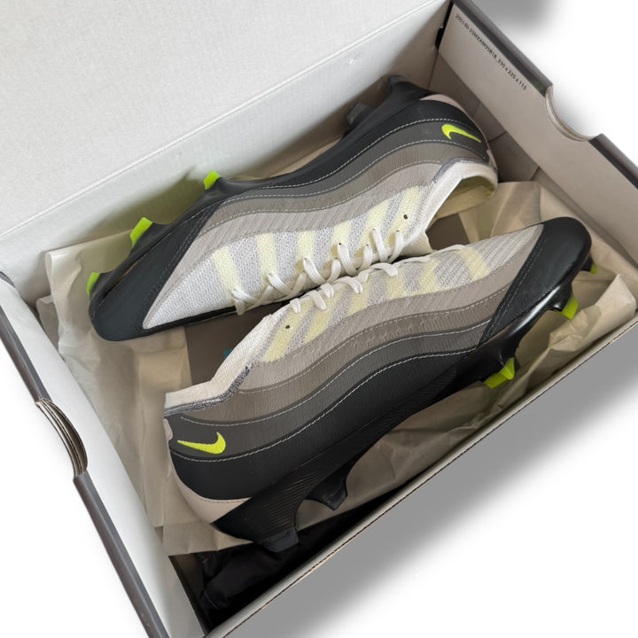 Nike Vapor x AM95 Custom
